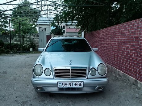 Mercedes E 240 1998