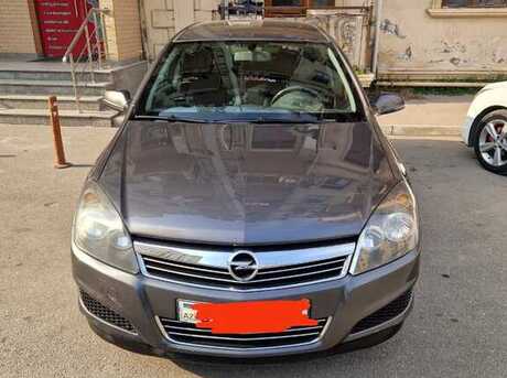 Opel Astra 2009