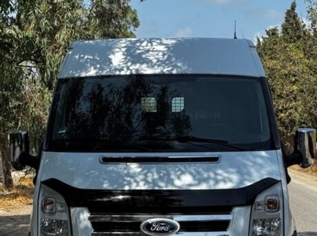 Ford Transit 2010