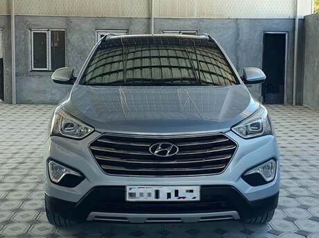 Hyundai Grand Santa Fe 2013