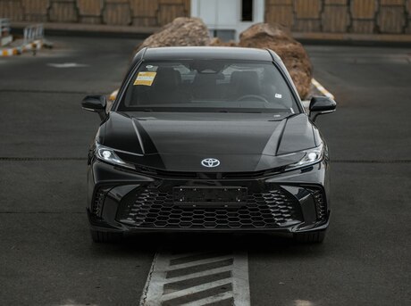Toyota Camry 2025