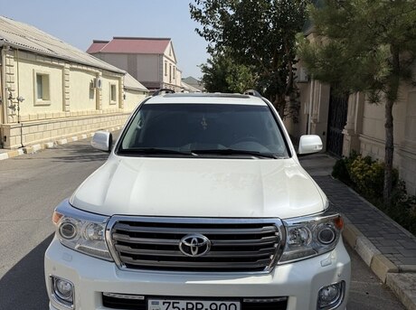 Toyota Land Cruiser 2012