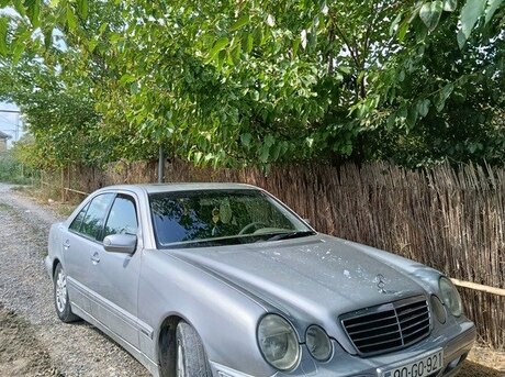 Mercedes E 240 1999
