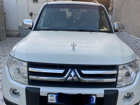 Mitsubishi Pajero 2008