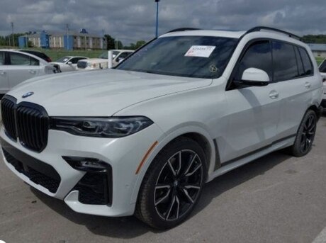 BMW X7 2021