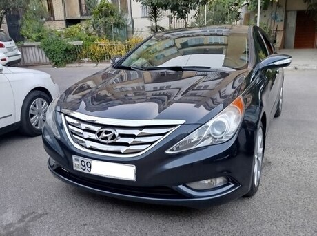 Hyundai Sonata 2012