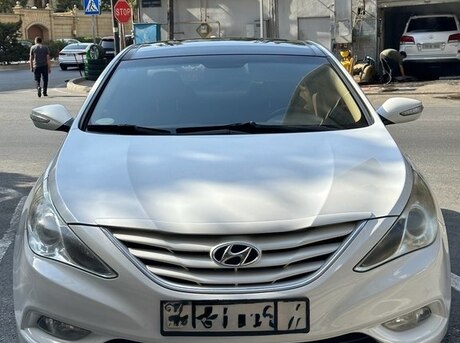 Hyundai Sonata 2010