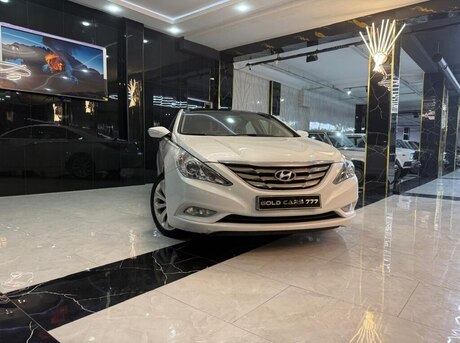 Hyundai Sonata 2011