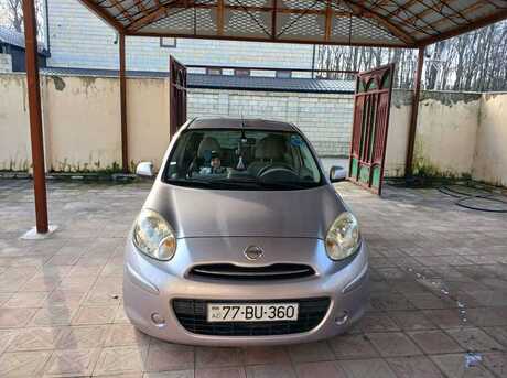 Nissan March 2012
