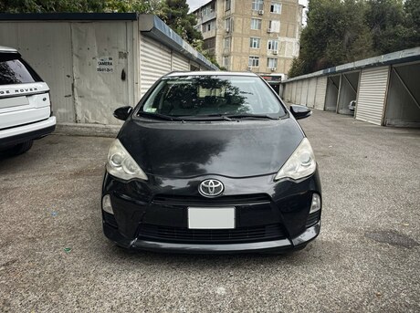 Toyota Prius C 2013