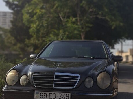 Mercedes E 220 2001