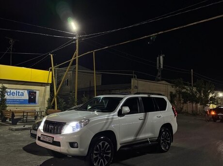 Toyota Land Cruiser Prado 2012