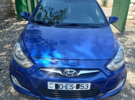 Hyundai Accent 2011