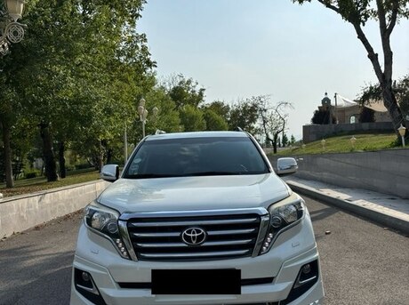 Toyota Land Cruiser Prado 2014