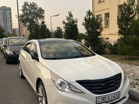 Hyundai Sonata 2010