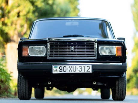 LADA (VAZ) 2107 2010