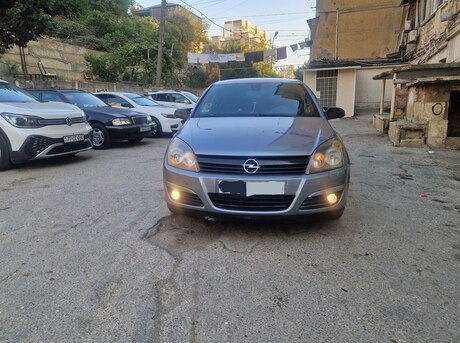 Opel Astra 2004