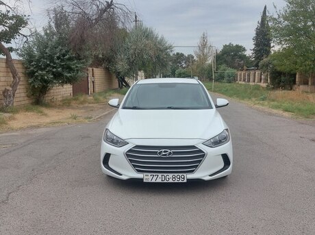 Hyundai Elantra 2016
