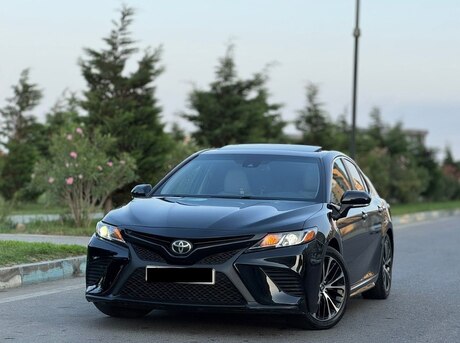 Toyota Camry 2018