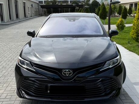 Toyota Camry 2017