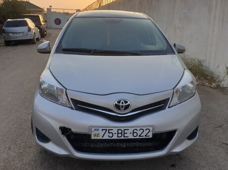 Toyota Yaris 2012