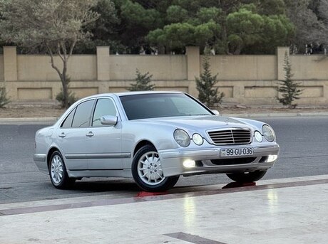 Mercedes E 240 2000