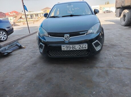 MG 3 2011