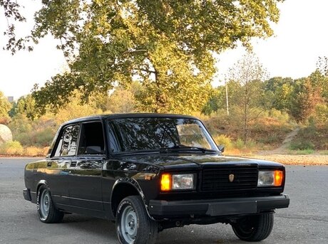 LADA (VAZ) 2107 2010