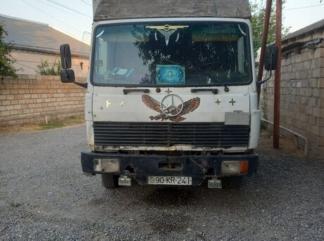 Mercedes 814 D 1991