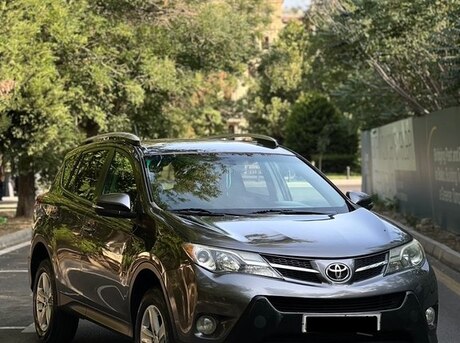 Toyota RAV4 2013