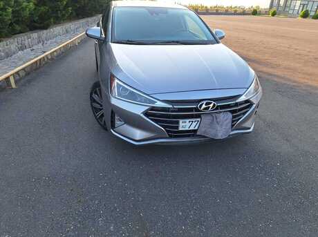 Hyundai Elantra 2019