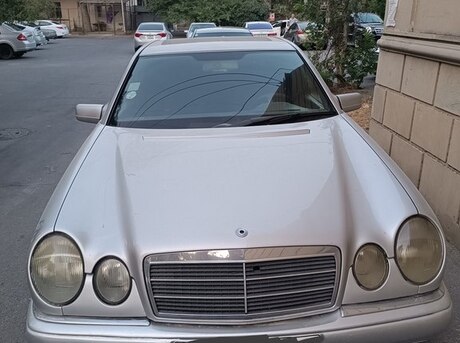 Mercedes E 200 1996