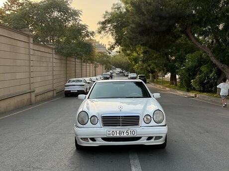 Mercedes E 240 1998
