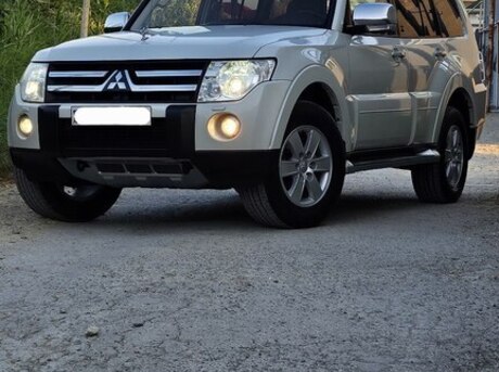 Mitsubishi Pajero 2008