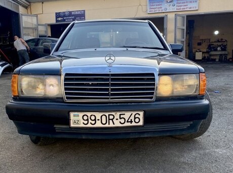 Mercedes 190 1990