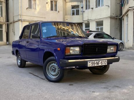 LADA (VAZ) 2107 2001