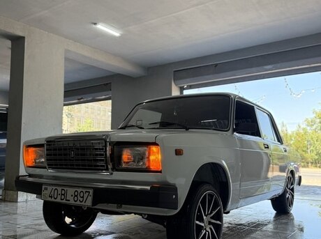LADA (VAZ) 2107 2010