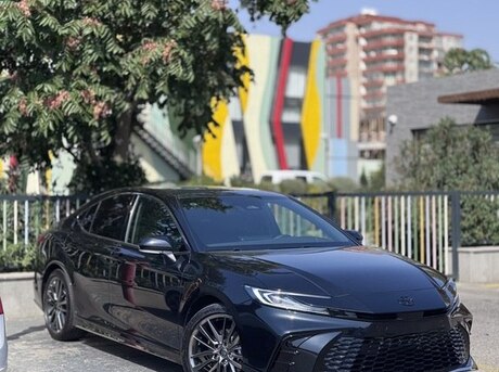 Toyota Camry 2024