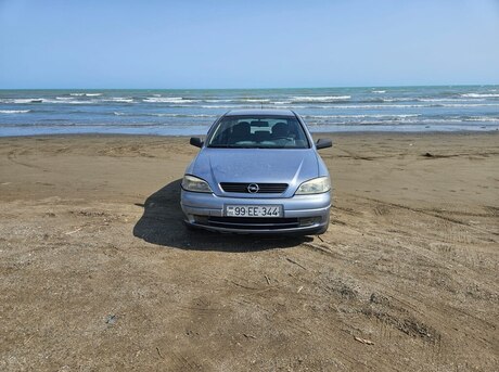 Opel Astra 2003