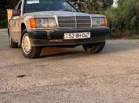 Mercedes 190 1990