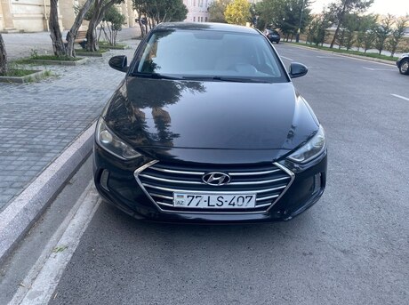 Hyundai Elantra 2016