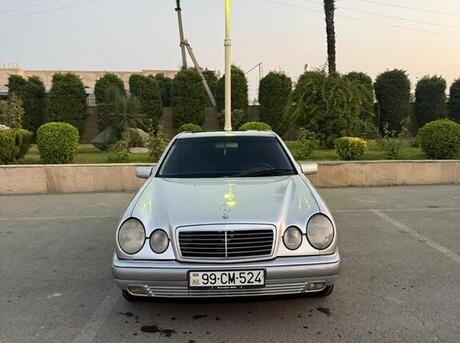 Mercedes E 240 1999