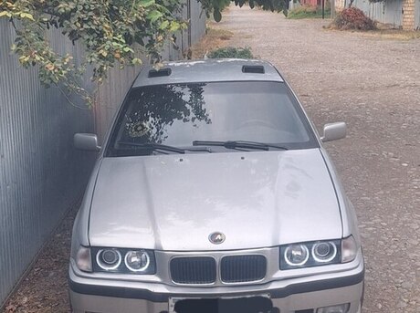 BMW 318 1998