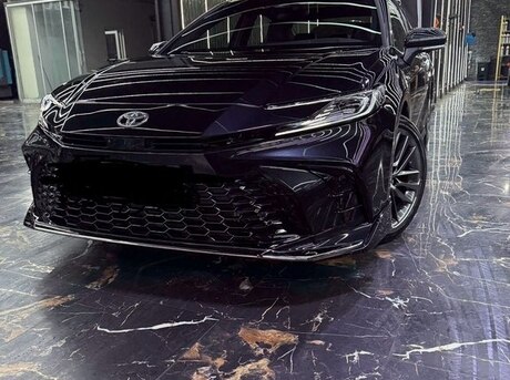 Toyota Camry 2025