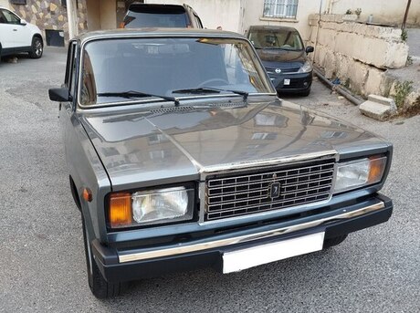 LADA (VAZ) 2107 2010