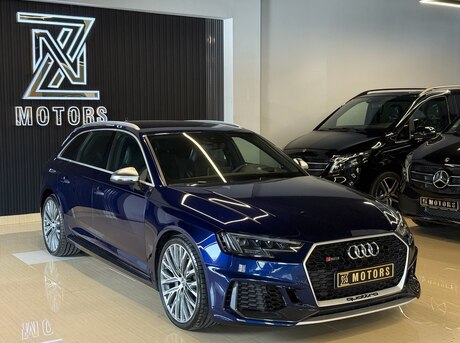 Audi RS4 2017