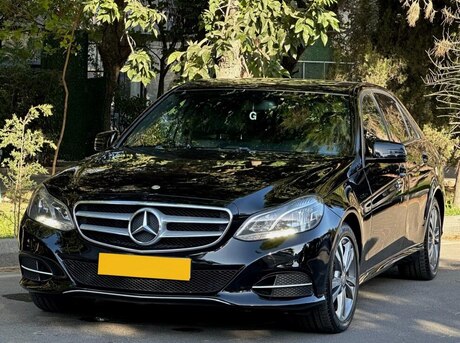 Mercedes E 200