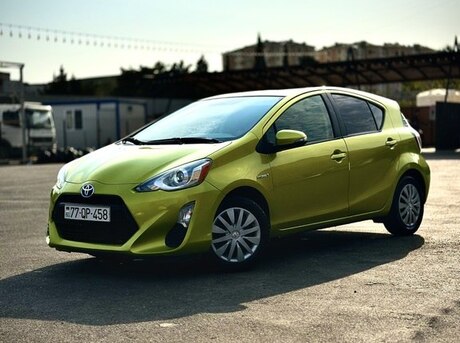 Toyota Prius C 2017