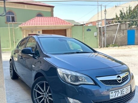 Opel Astra 2010