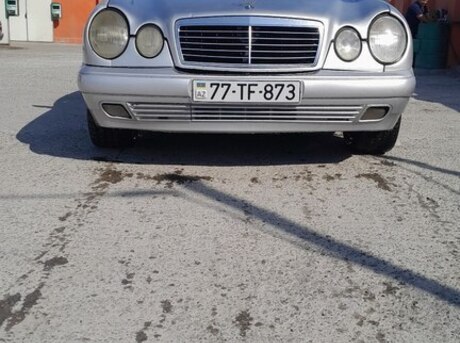 Mercedes E 220 1998